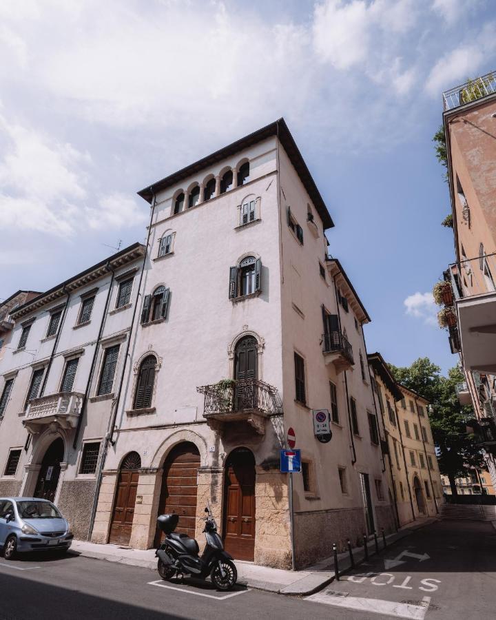 Residenza Roccamaggiore Βερόνα Εξωτερικό φωτογραφία