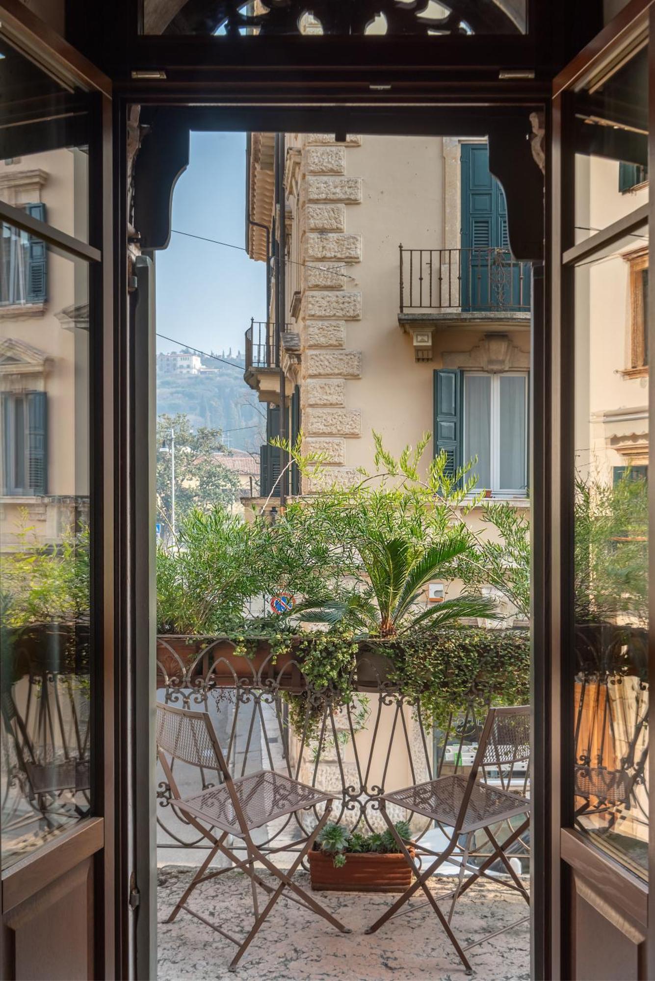 Residenza Roccamaggiore Βερόνα Εξωτερικό φωτογραφία