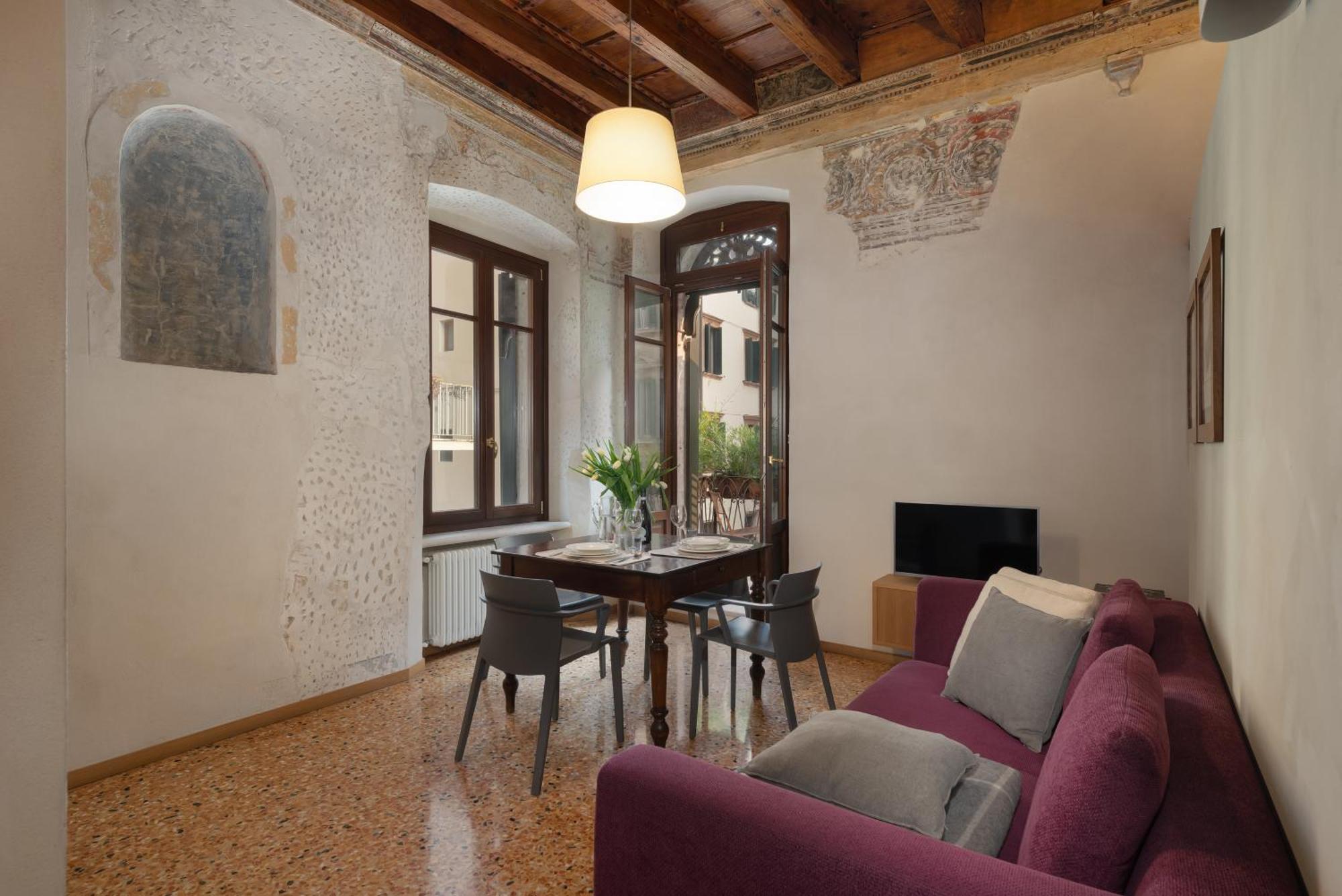 Residenza Roccamaggiore Βερόνα Εξωτερικό φωτογραφία