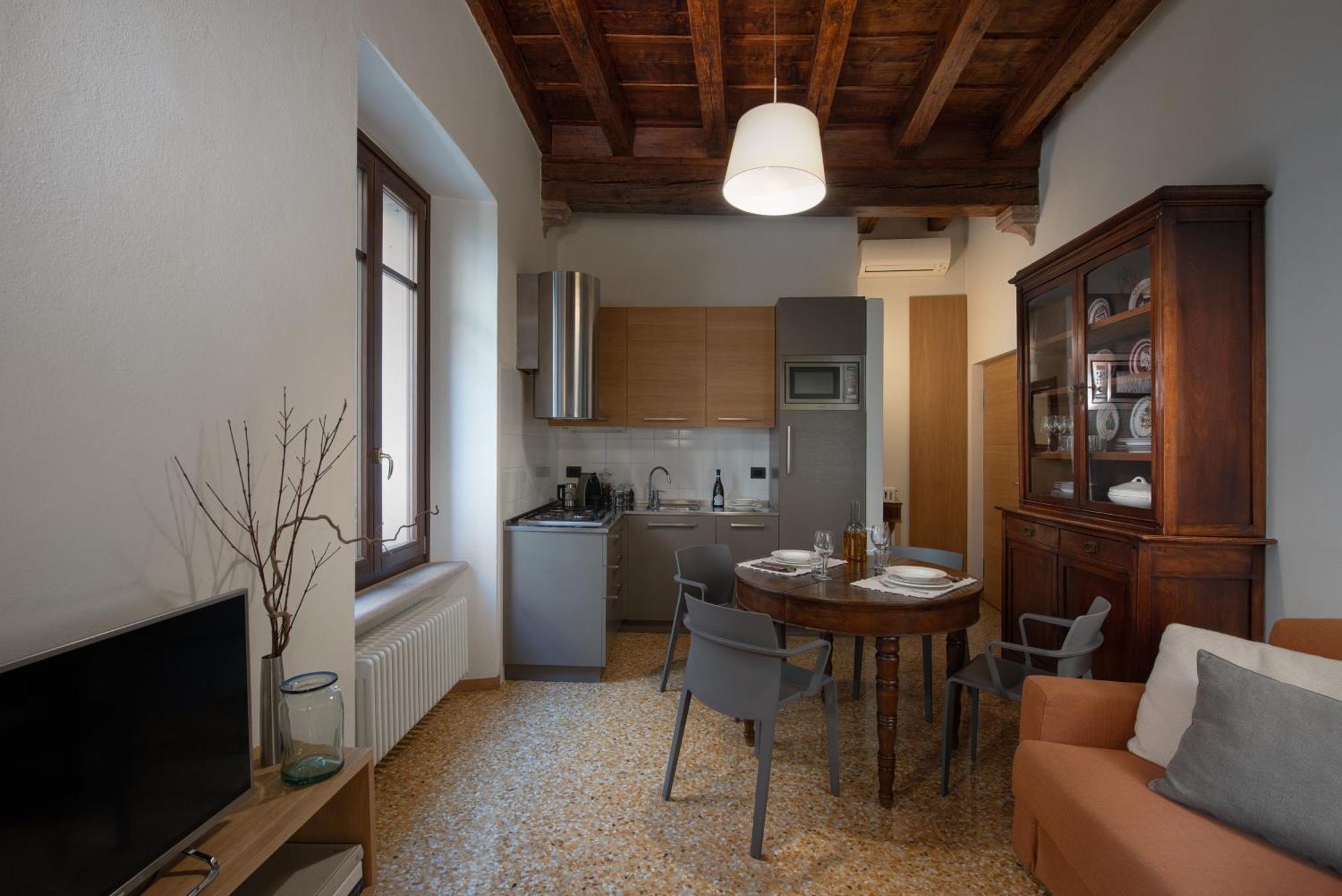 Residenza Roccamaggiore Βερόνα Εξωτερικό φωτογραφία