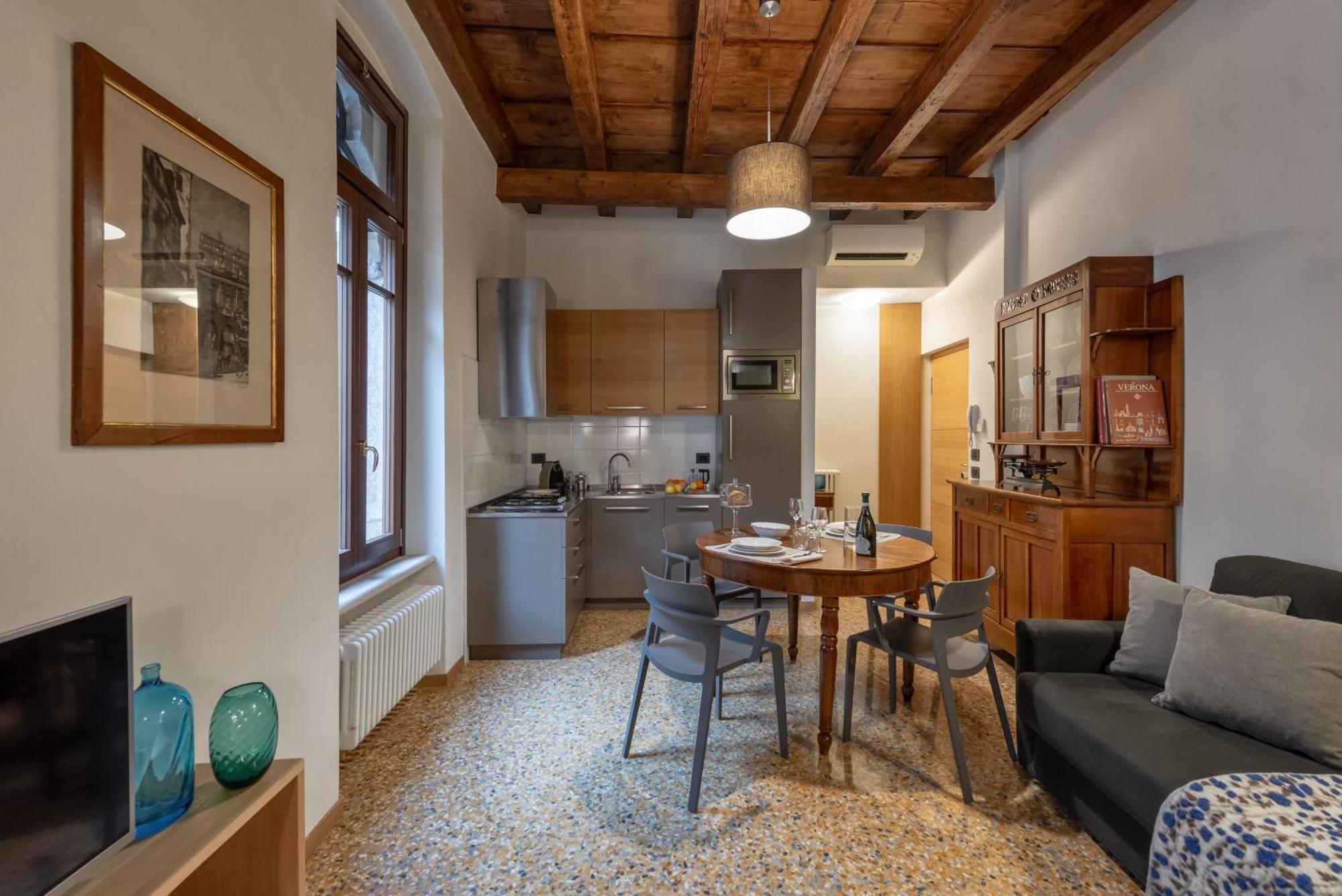 Residenza Roccamaggiore Βερόνα Εξωτερικό φωτογραφία